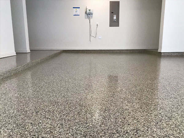 東莞地坪漆施工報(bào)價(jià)多少，地坪漆施工每平米人工費(fèi)多少錢(qián)